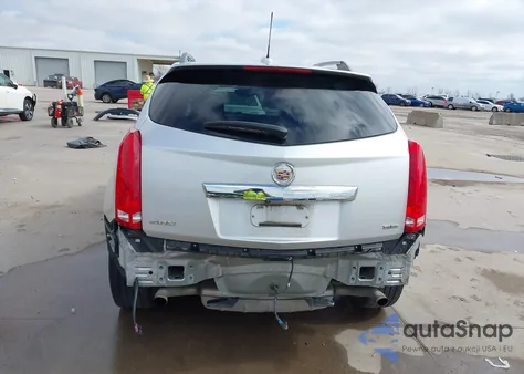 2015 Cadillac Srx Luxury Collection z USA, uszkodzony, nr VIN 3GYFNBE32FS581801